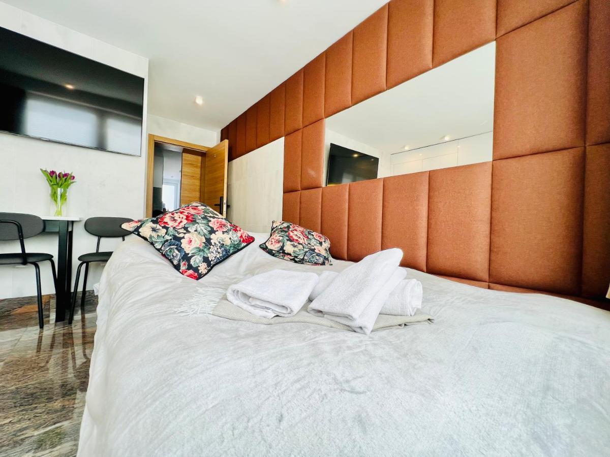 North Nest Luxury Suites Danzig Exterior foto